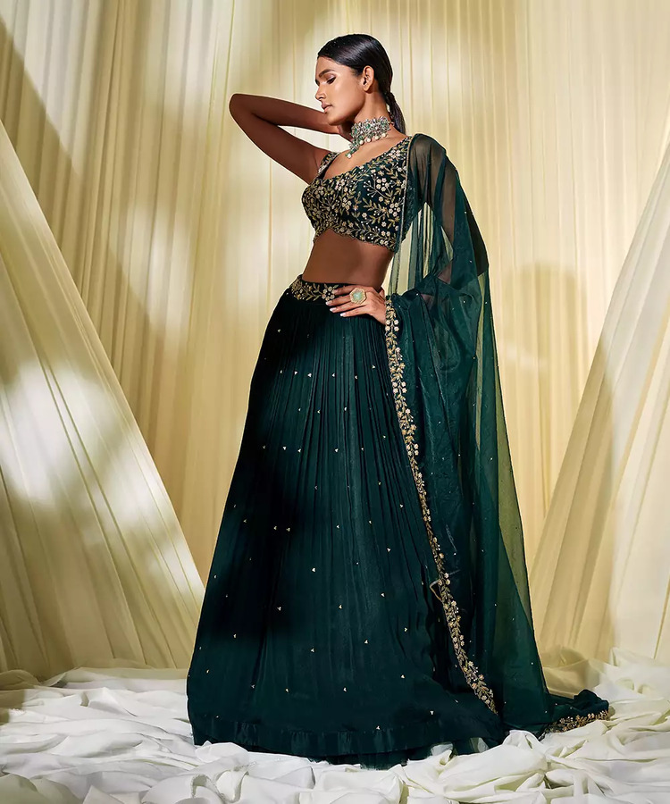 Disha Muchhala lehenga set
